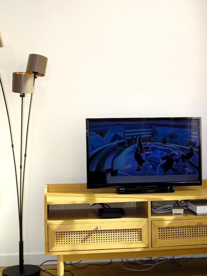 Augustins Fountain Studio Cosy Aix Centre Historique A 3 Minutes De Cours Mirabeau -Wifi-Smart Tv-Rue Calme Aix-en-Provence Exteriör bild