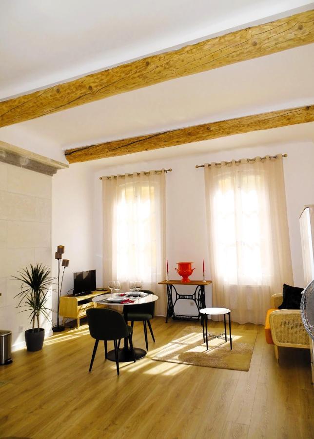 Augustins Fountain Studio Cosy Aix Centre Historique A 3 Minutes De Cours Mirabeau -Wifi-Smart Tv-Rue Calme Aix-en-Provence Exteriör bild