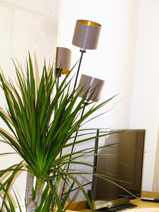 Augustins Fountain Studio Cosy Aix Centre Historique A 3 Minutes De Cours Mirabeau -Wifi-Smart Tv-Rue Calme Aix-en-Provence Exteriör bild