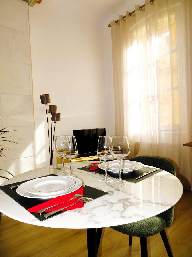 Augustins Fountain Studio Cosy Aix Centre Historique A 3 Minutes De Cours Mirabeau -Wifi-Smart Tv-Rue Calme Aix-en-Provence Exteriör bild