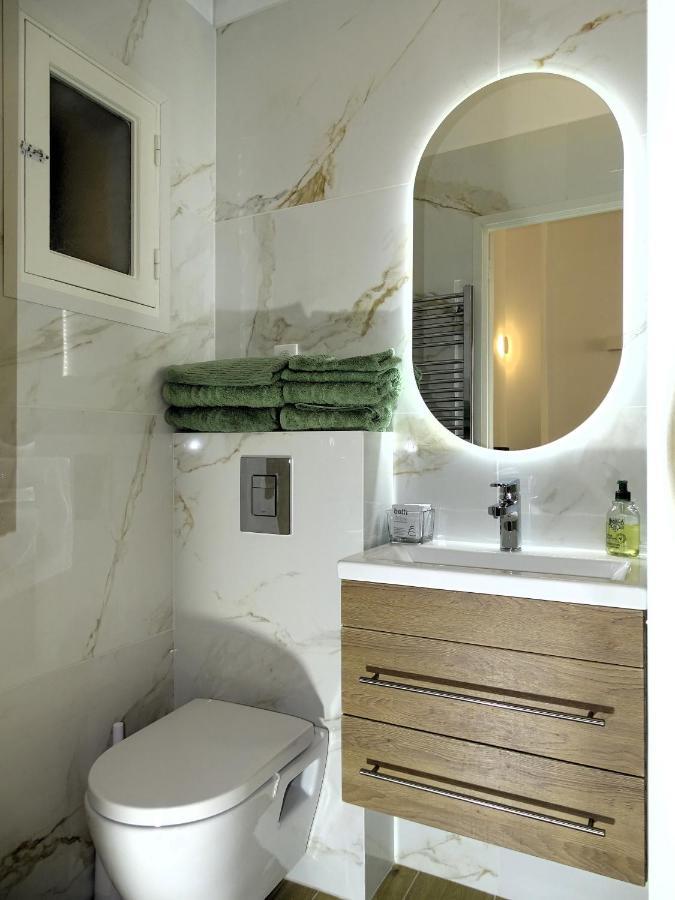 Augustins Fountain Studio Cosy Aix Centre Historique A 3 Minutes De Cours Mirabeau -Wifi-Smart Tv-Rue Calme Aix-en-Provence Exteriör bild
